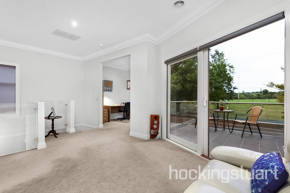 58 Dunloe Avenue, Mont Albert North image 9