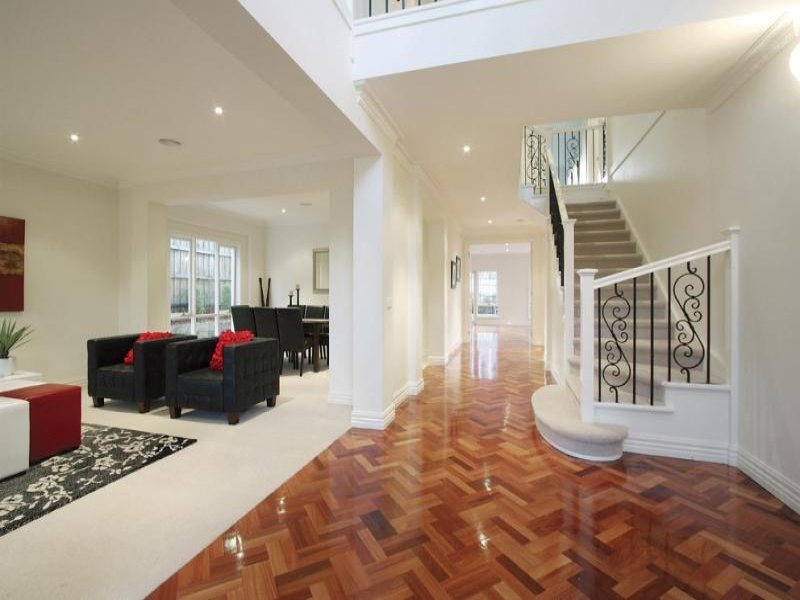 58 Elliott Avenue, Balwyn image 2