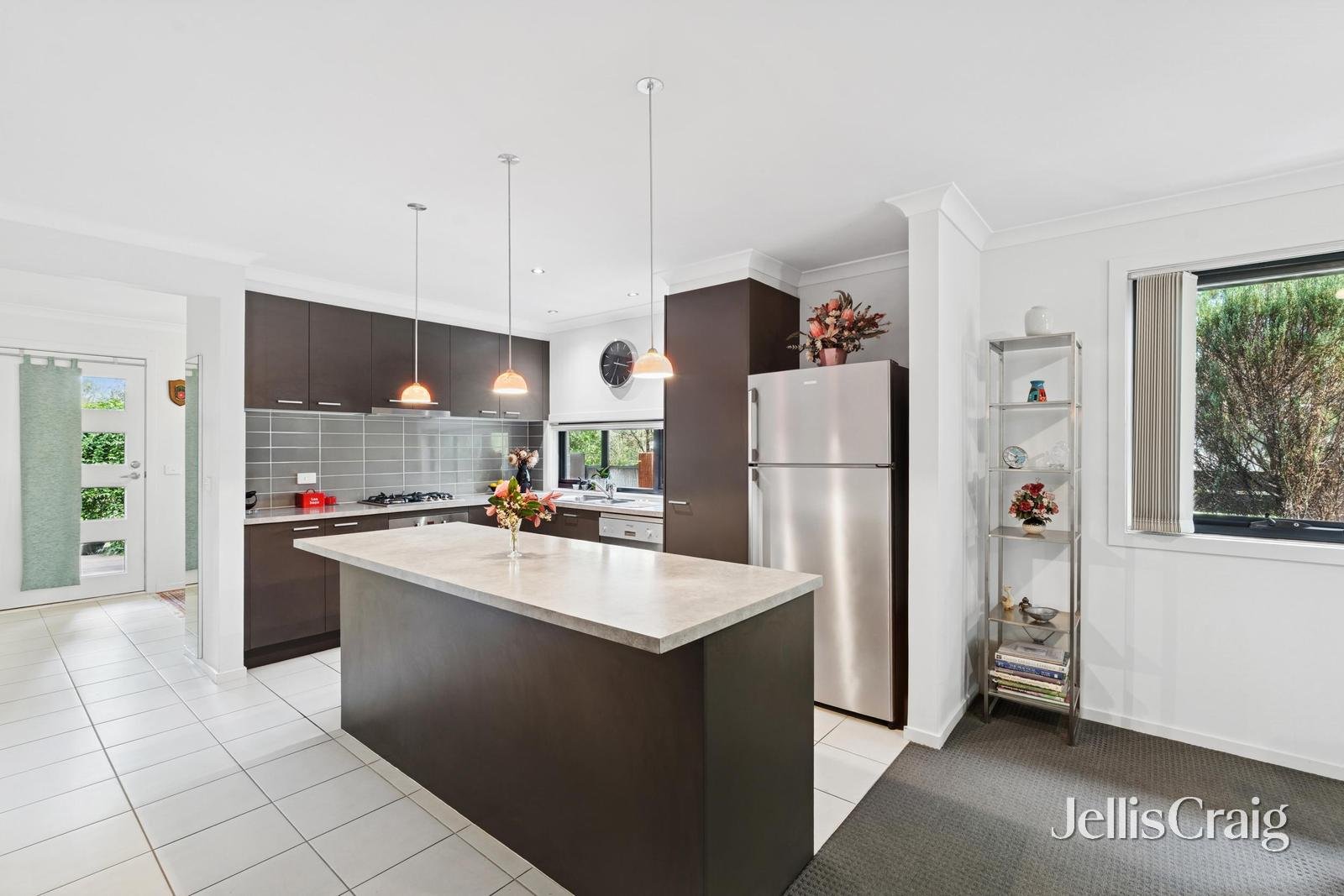 58 Evans Drive, Croydon image 4