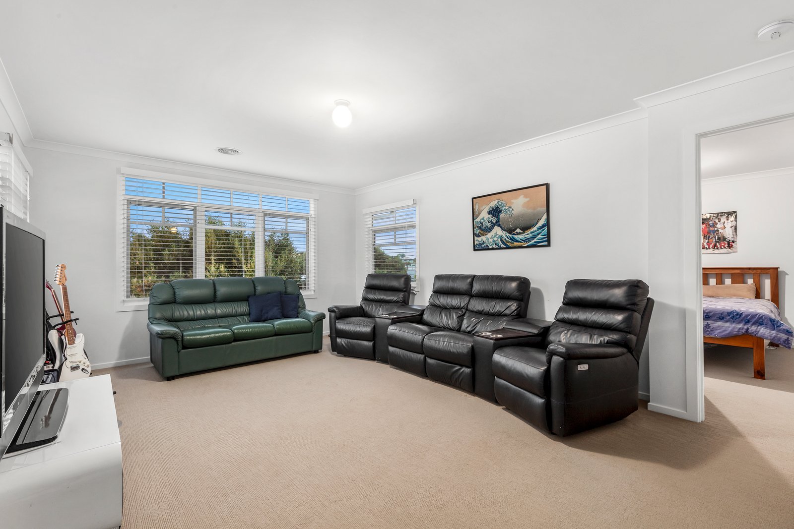 Property Gallery Thumbnail 8