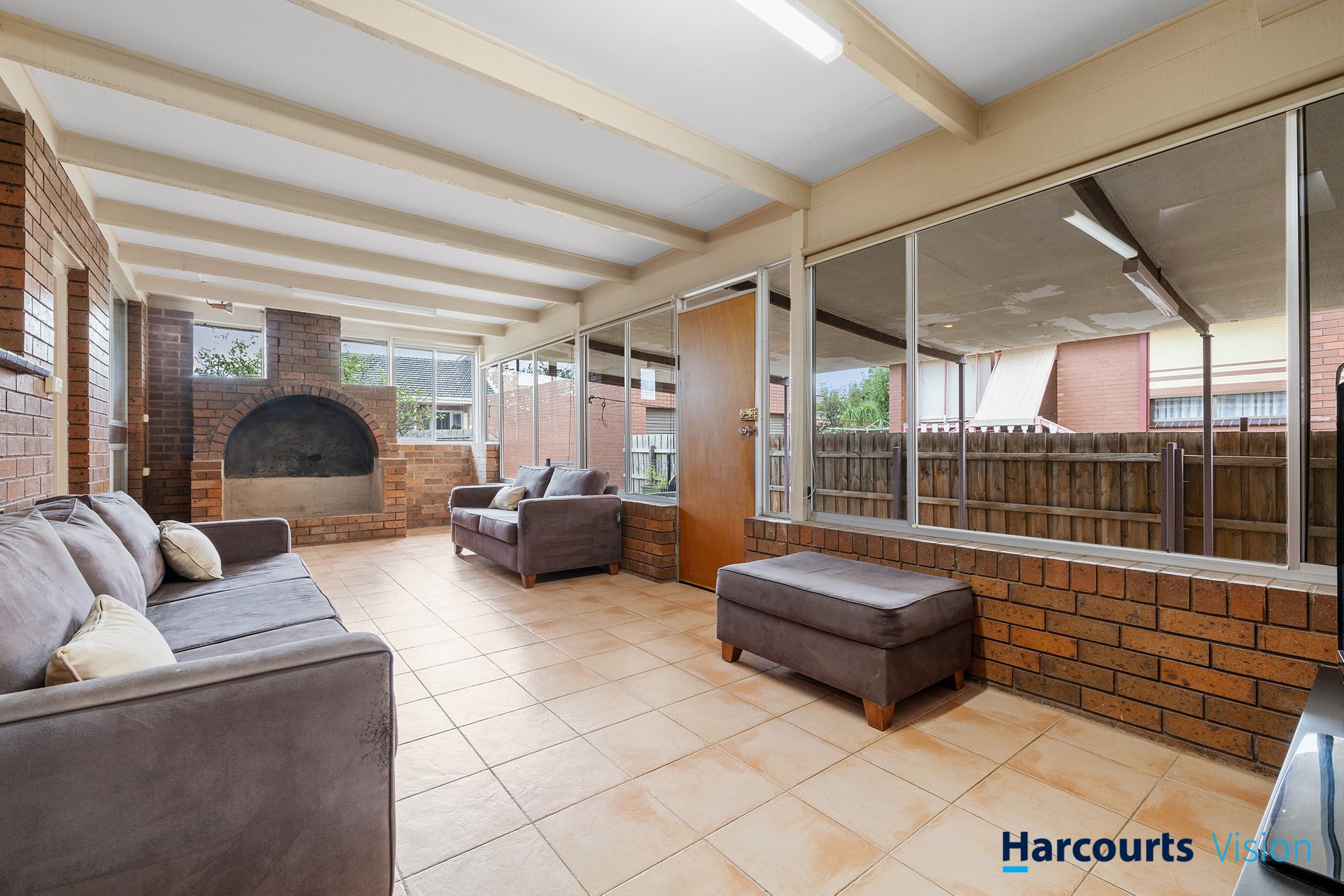 58 Fawkner Crescent, Keilor East image 12