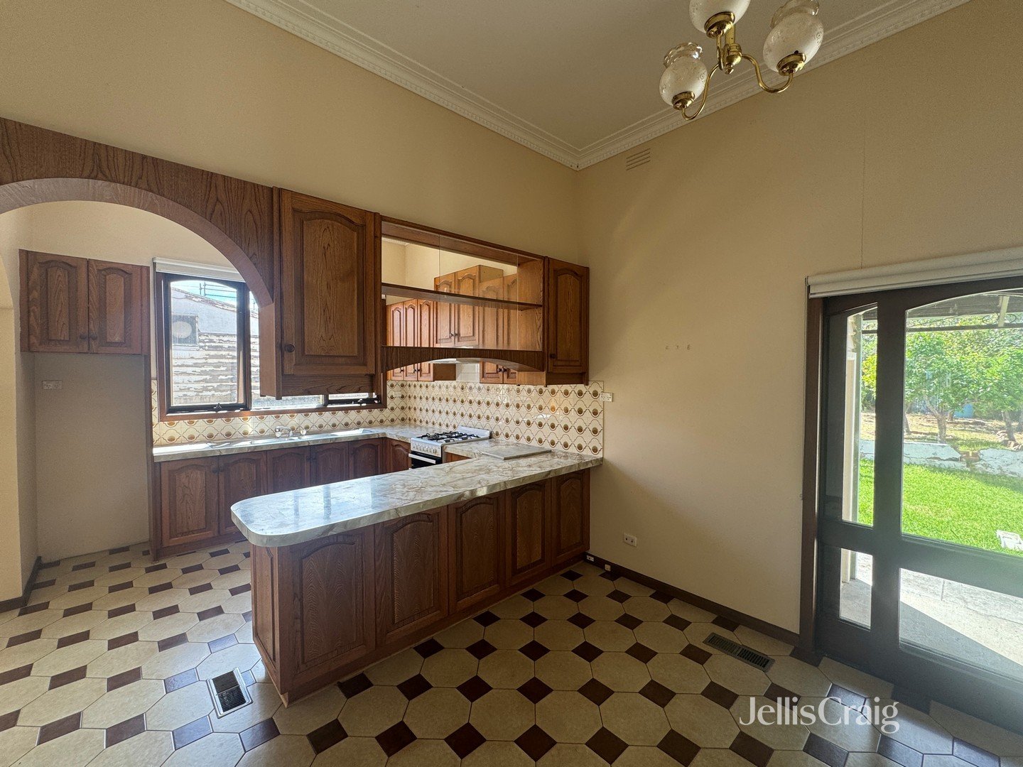 58 Fraser Street, Brunswick image 2