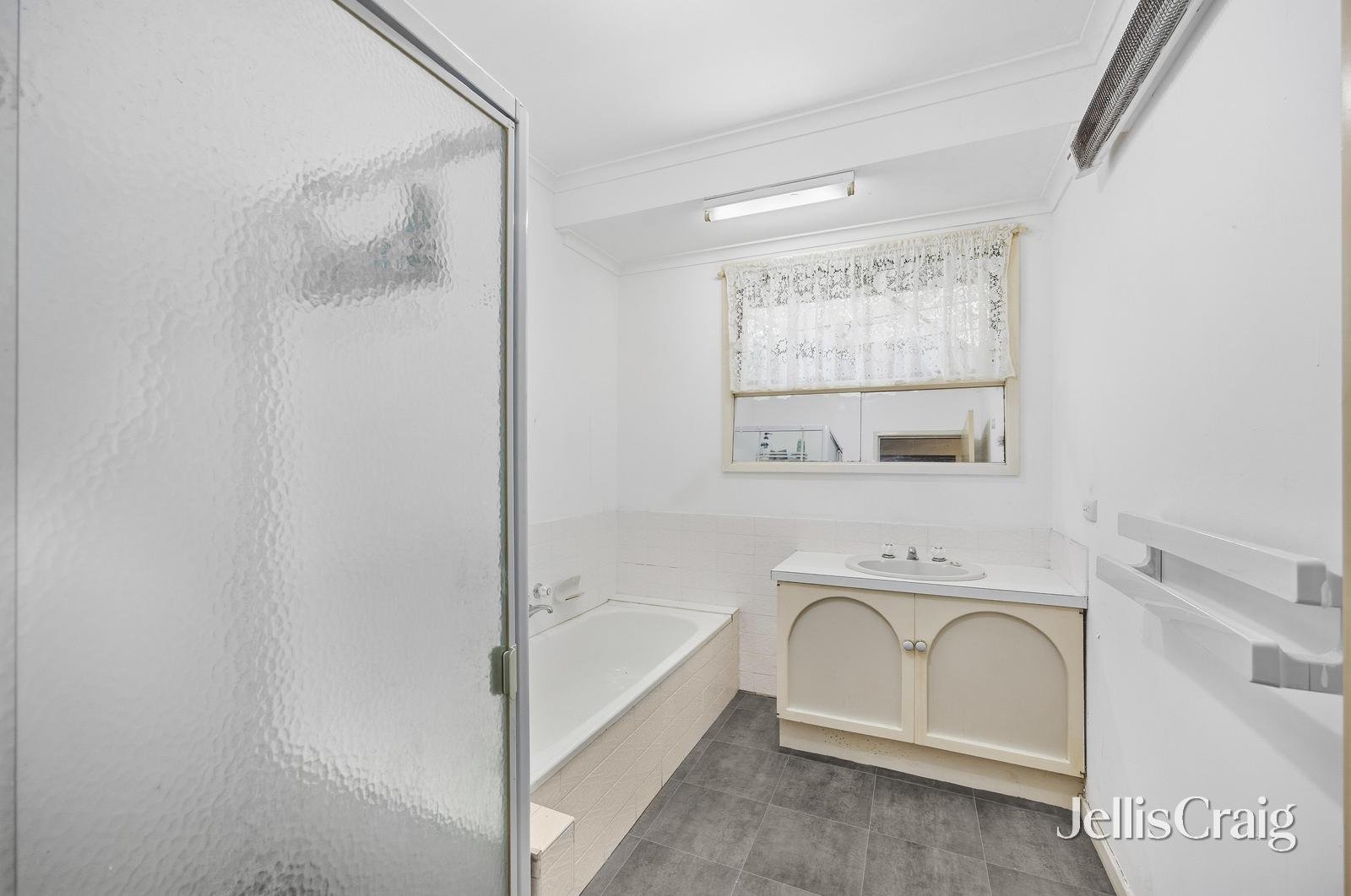 58 Grandview Grove, Wendouree image 8