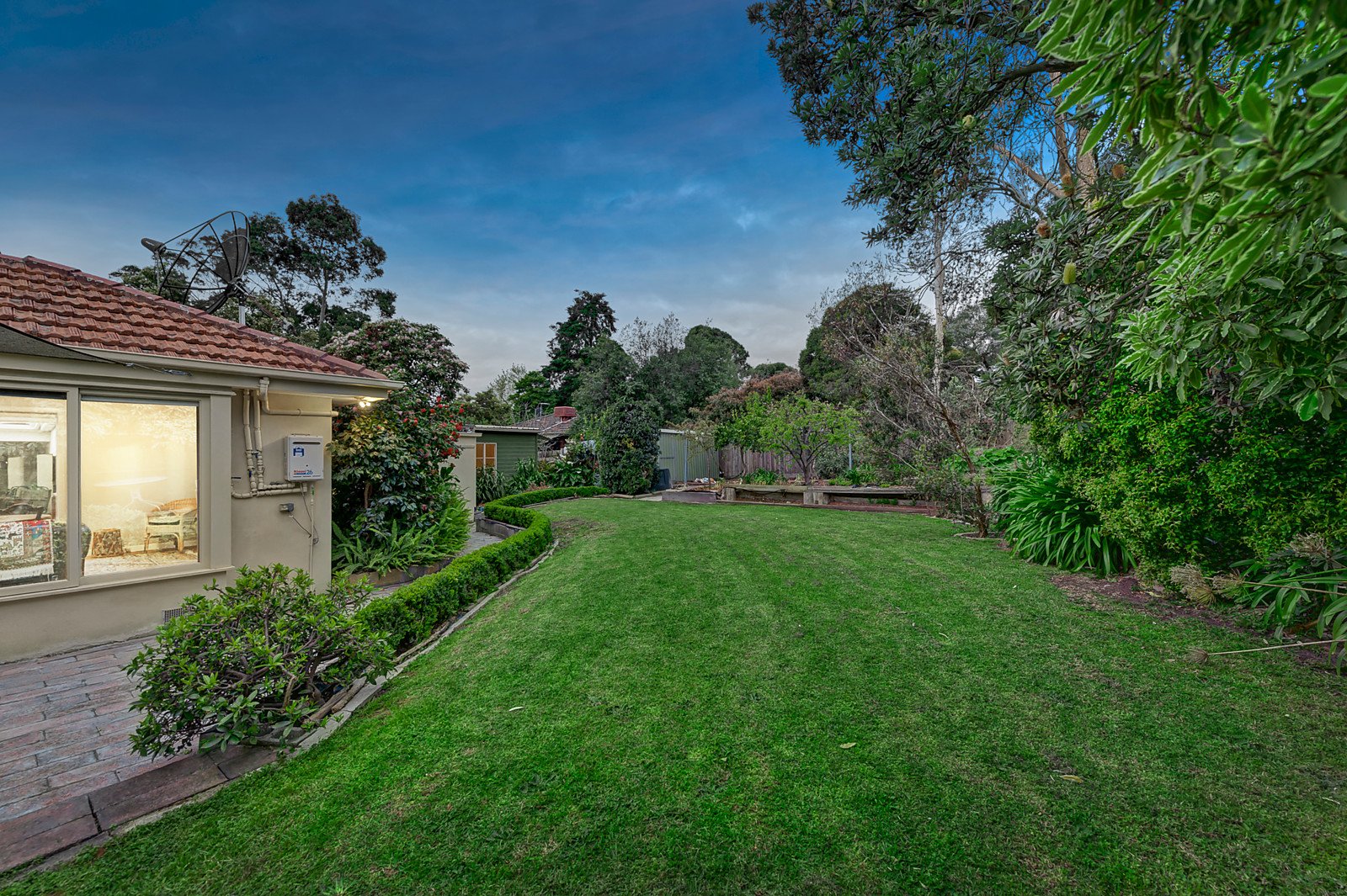 58 Headingley Road, Mount Waverley image 7