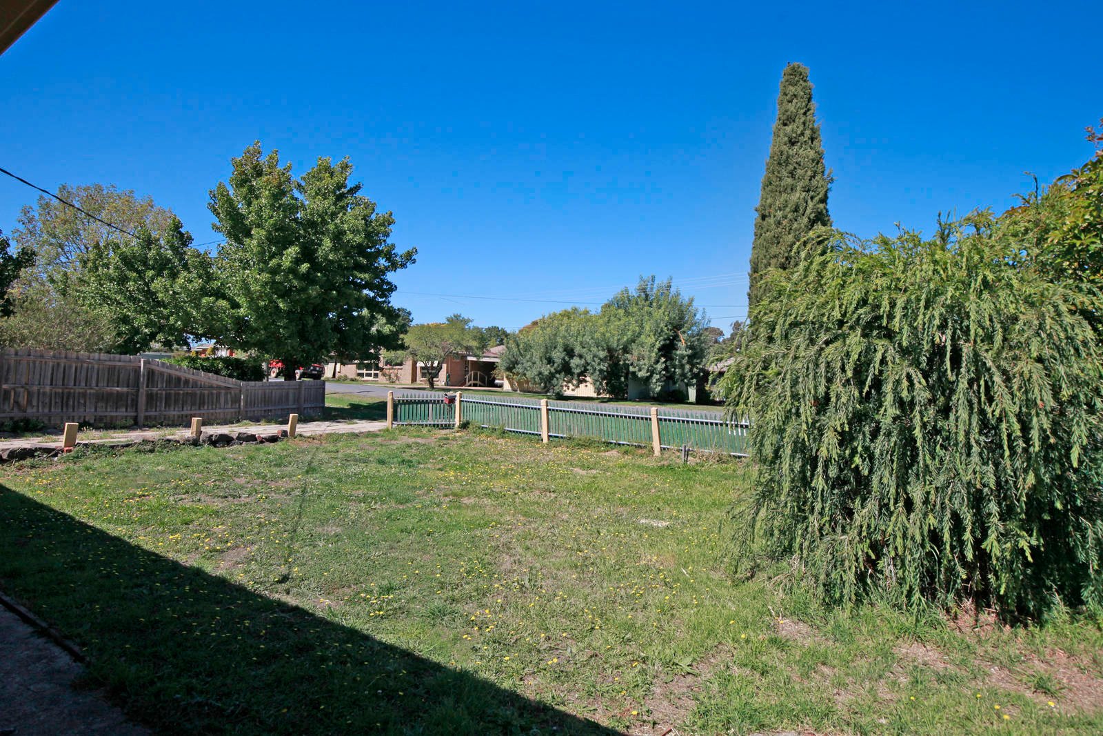 Property Gallery Thumbnail 8