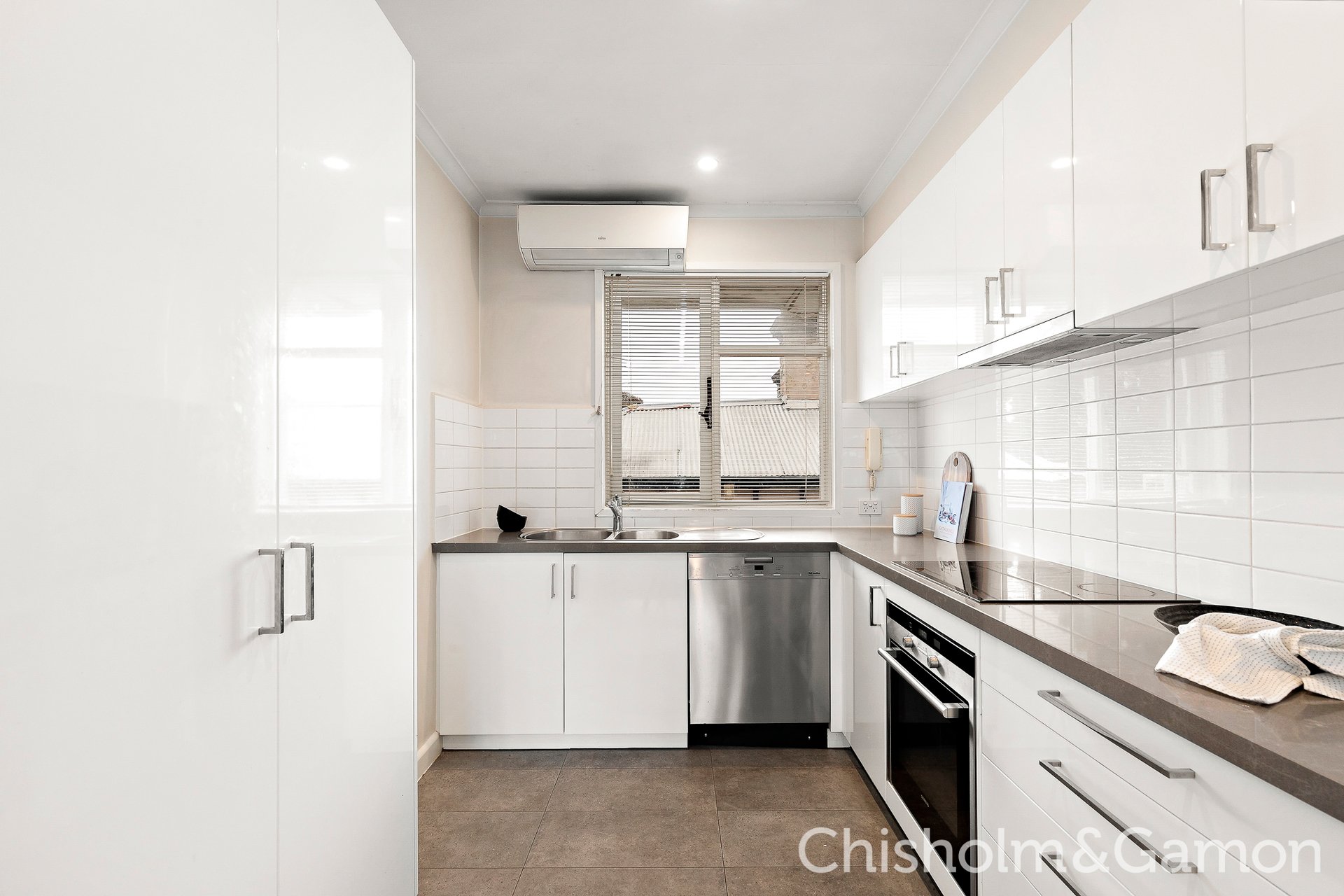 5/8 John Street, Elwood image 4