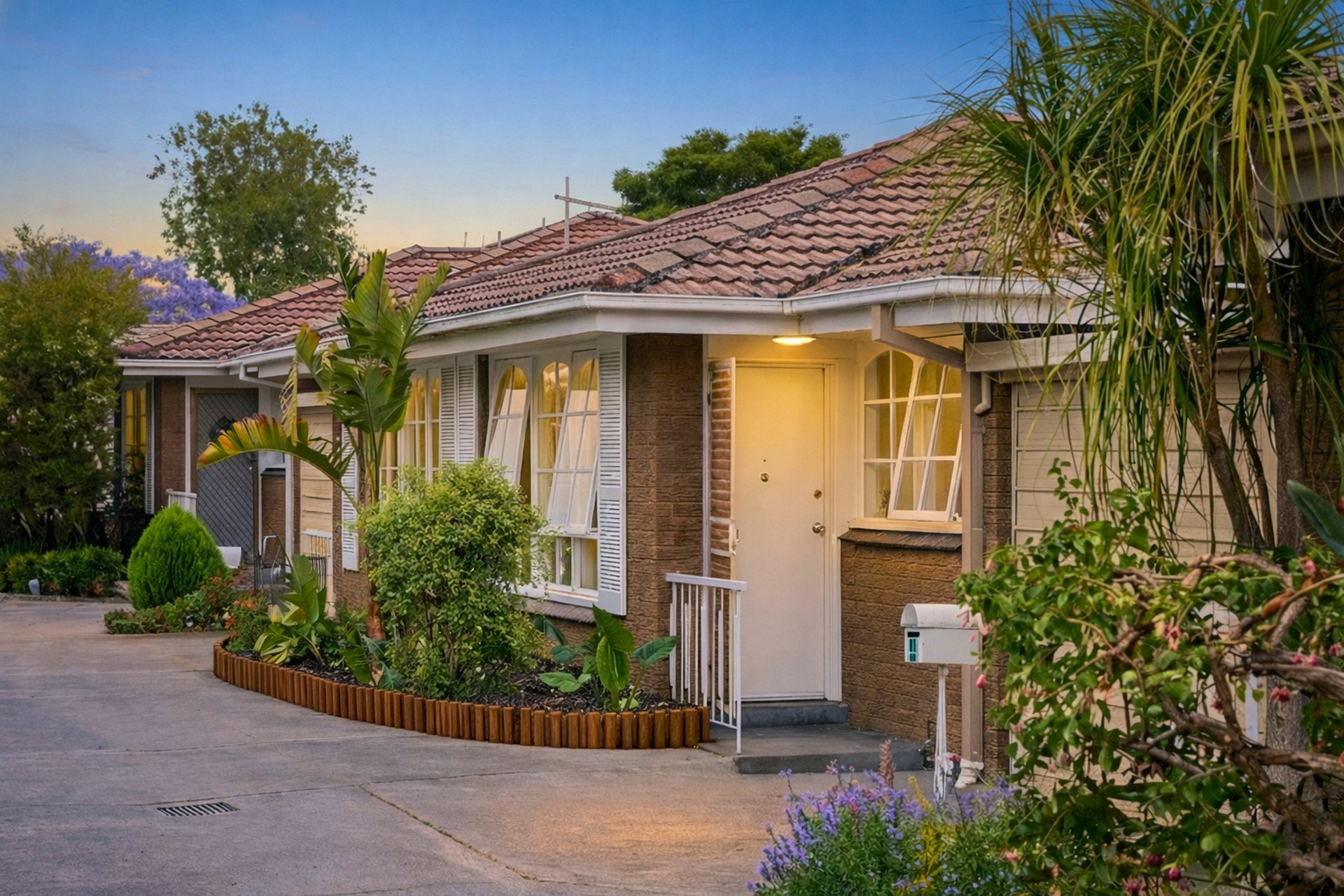 5/8 Latrobe Street, Mentone image 1