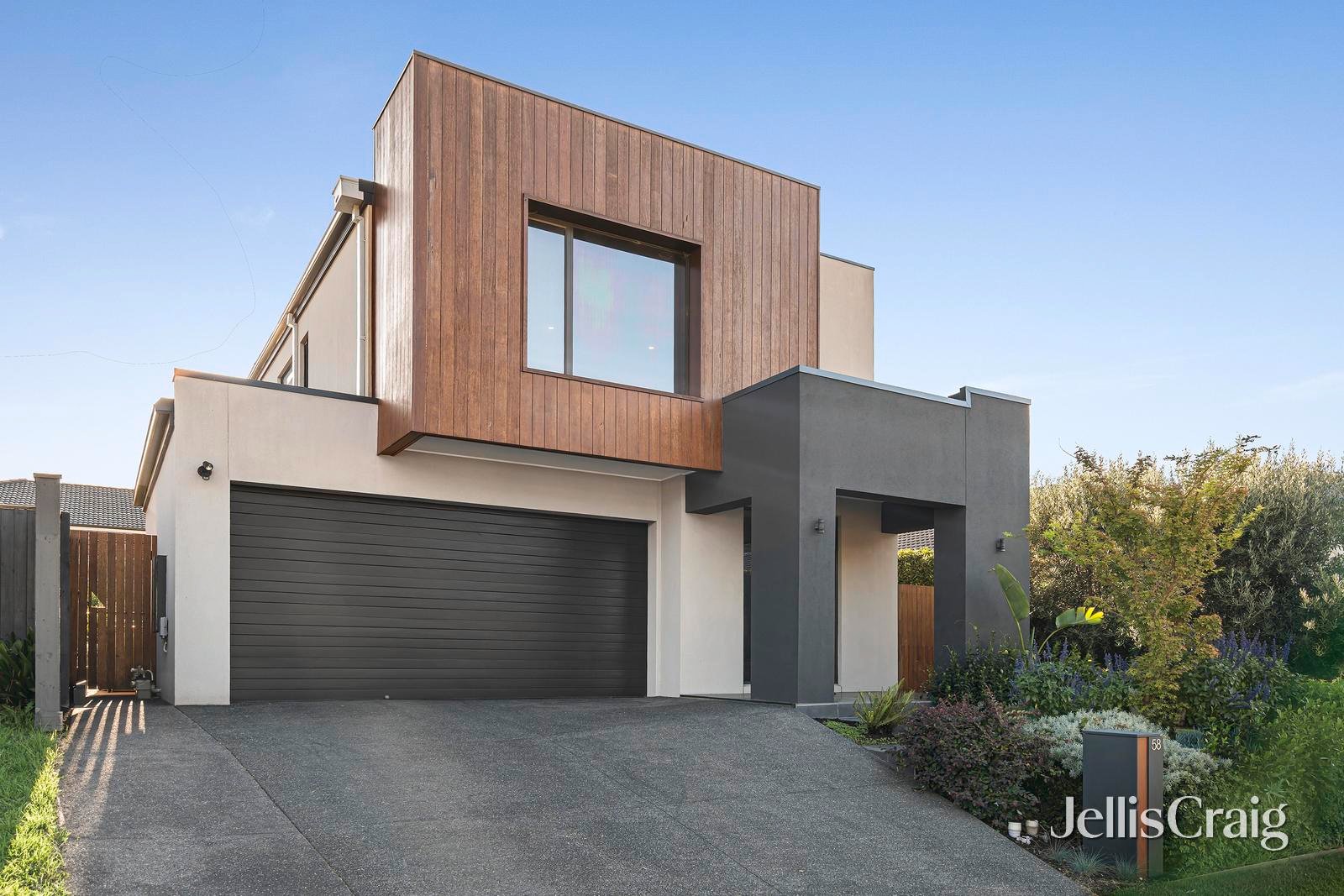 58 Locksley Road, Chirnside&nbsp;Park image 1