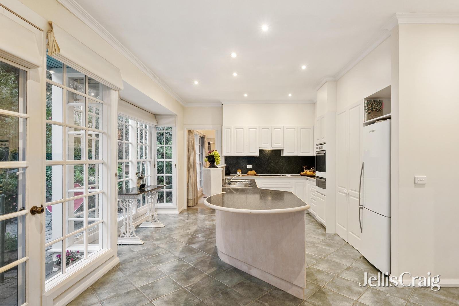58 Loughnan Road, Ringwood North image 7
