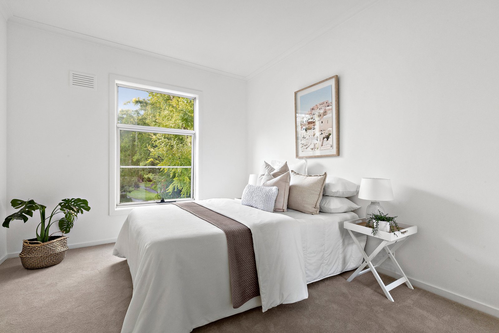 Property Gallery Thumbnail 8
