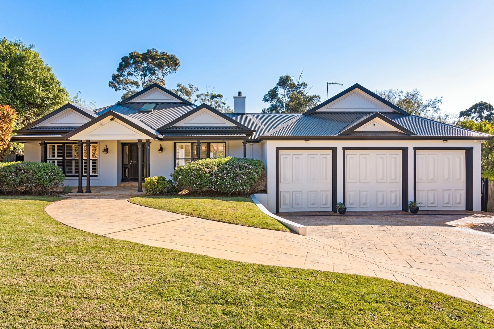 Property Gallery - Main Image
