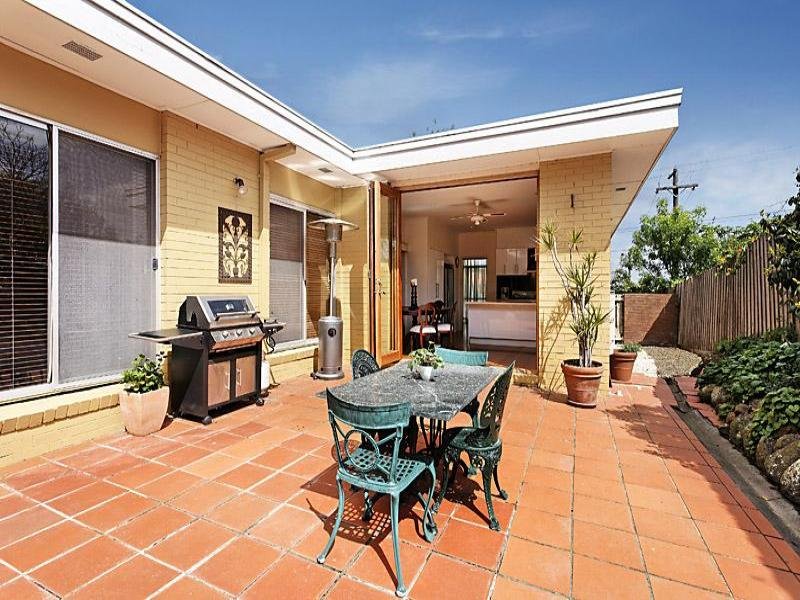 58 Narrak Road, Balwyn image 7