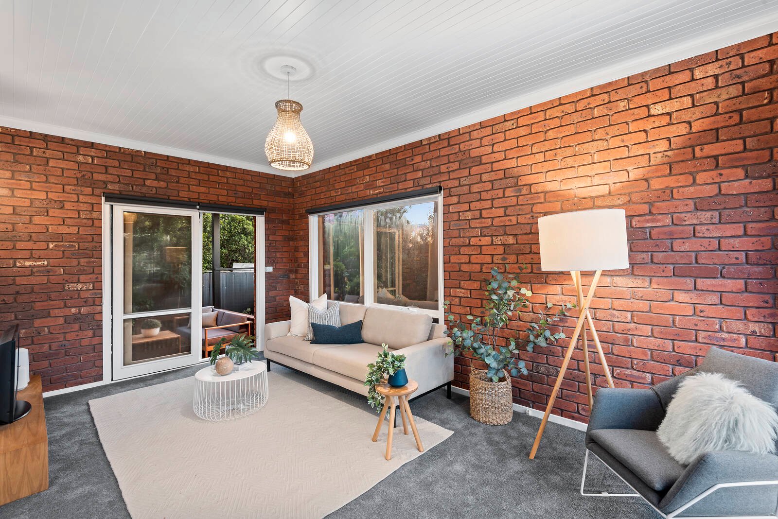 Property Gallery Thumbnail 11