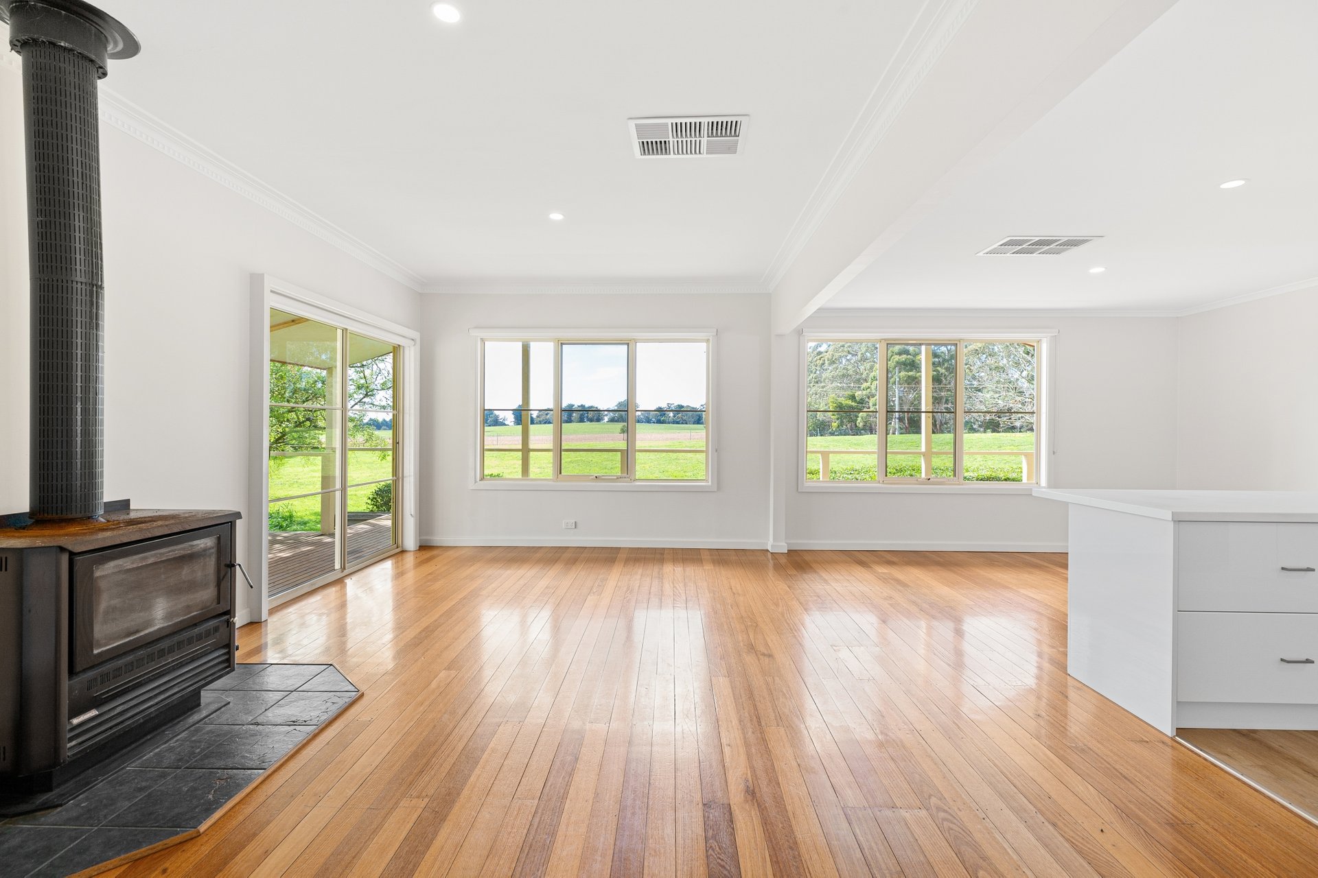 Property Gallery Thumbnail 4