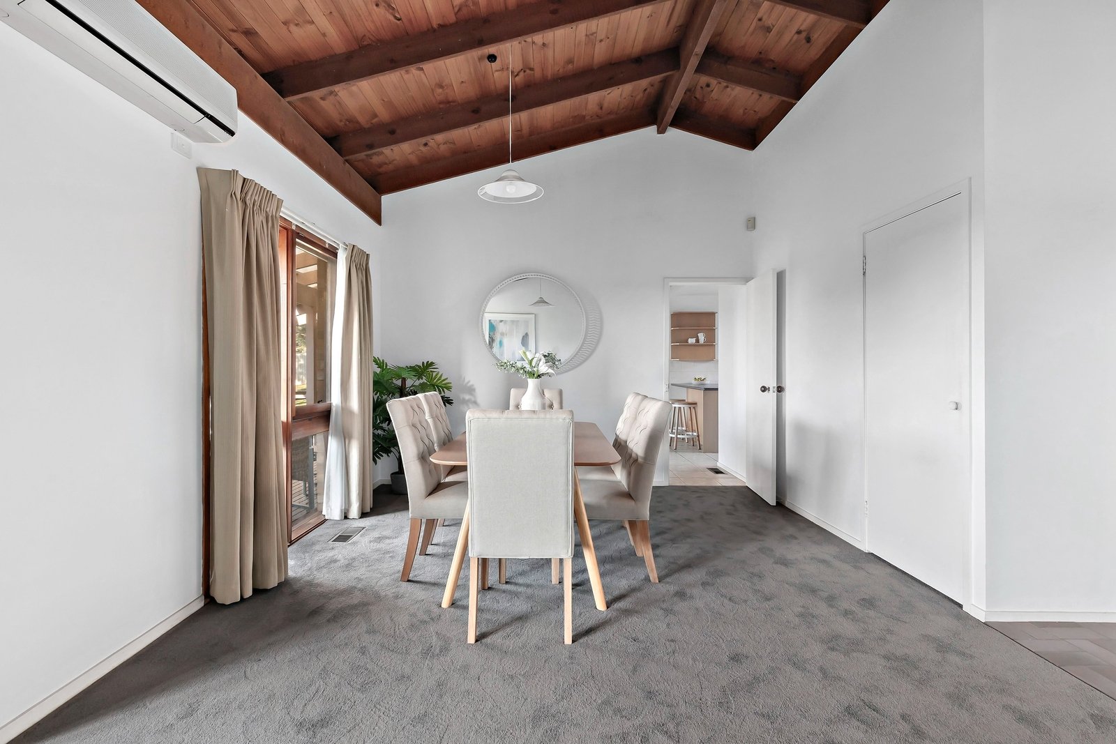 Property Gallery Thumbnail 5