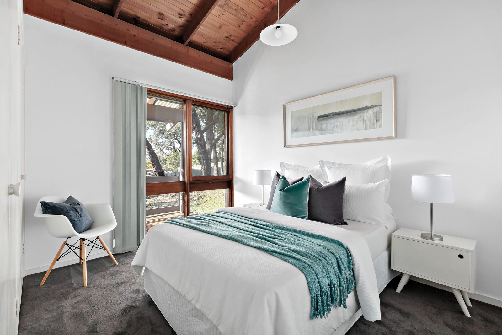 Property Gallery Thumbnail 6