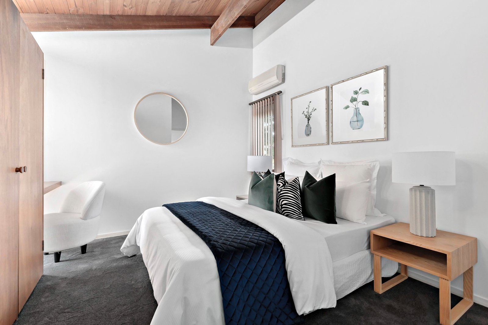 Property Gallery Thumbnail 7