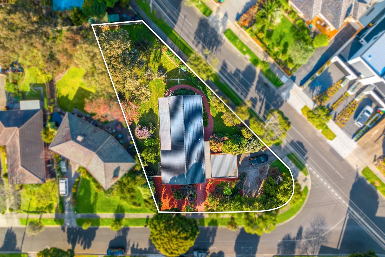 Property Gallery Thumbnail 11