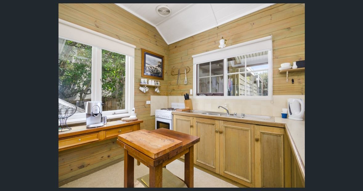 Property Gallery Thumbnail 3