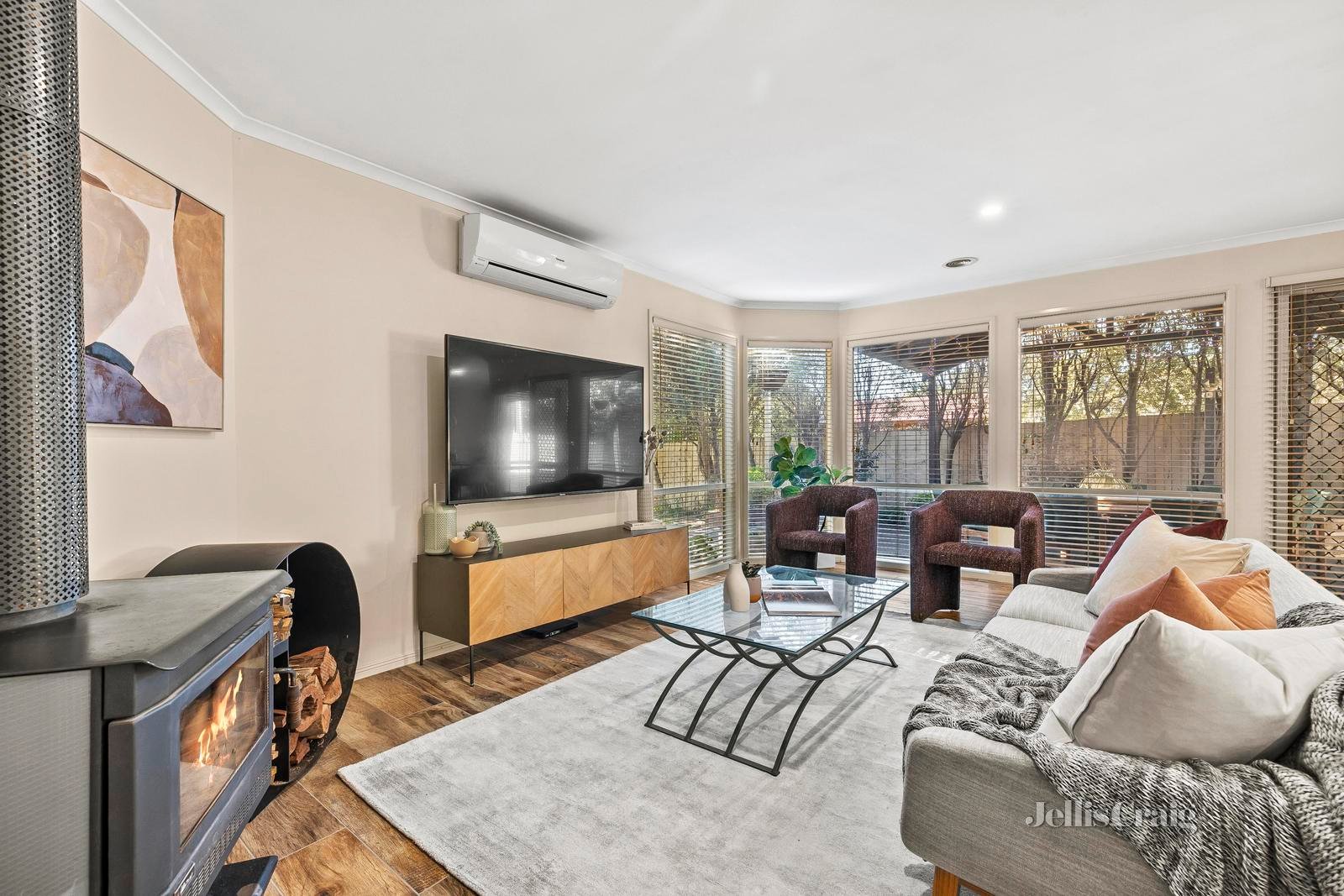 58 Waltham Drive, Mornington image 5