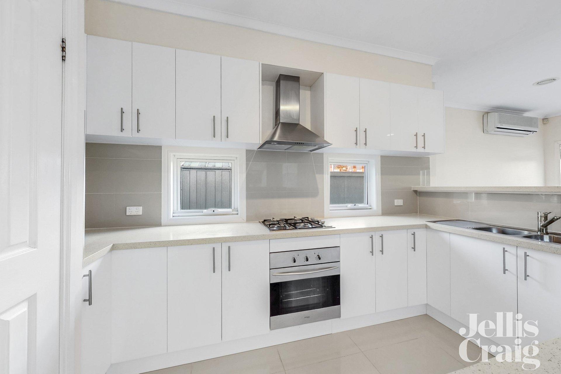 58 Waterford Avenue, Maribyrnong image 2