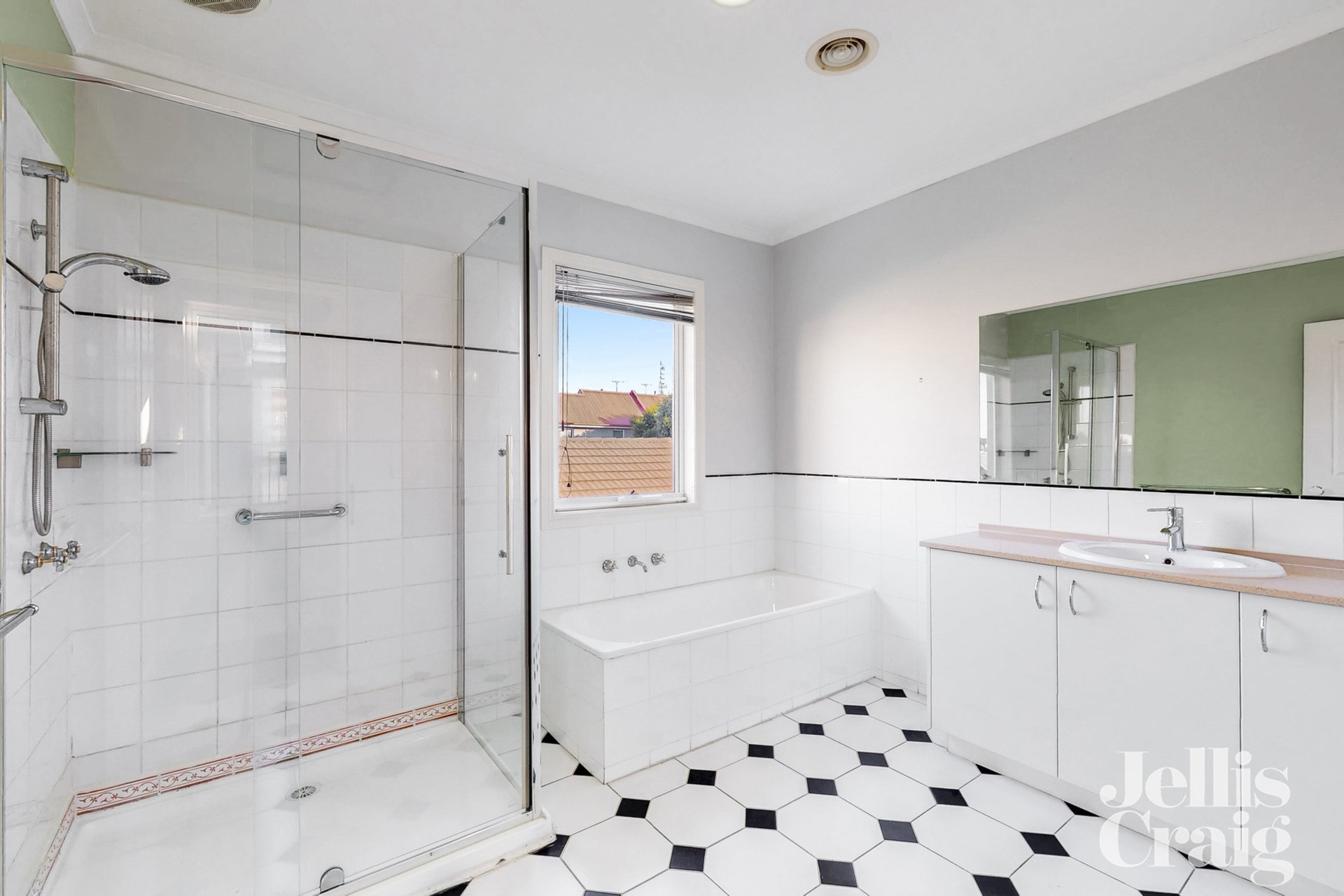 58 Waterford Avenue, Maribyrnong image 13