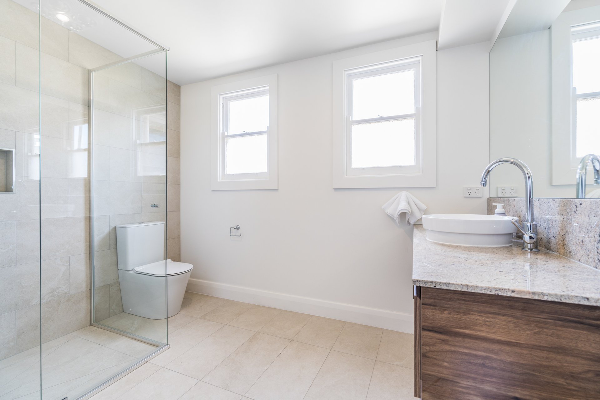 58 Western Beach Road, Geelong image 11