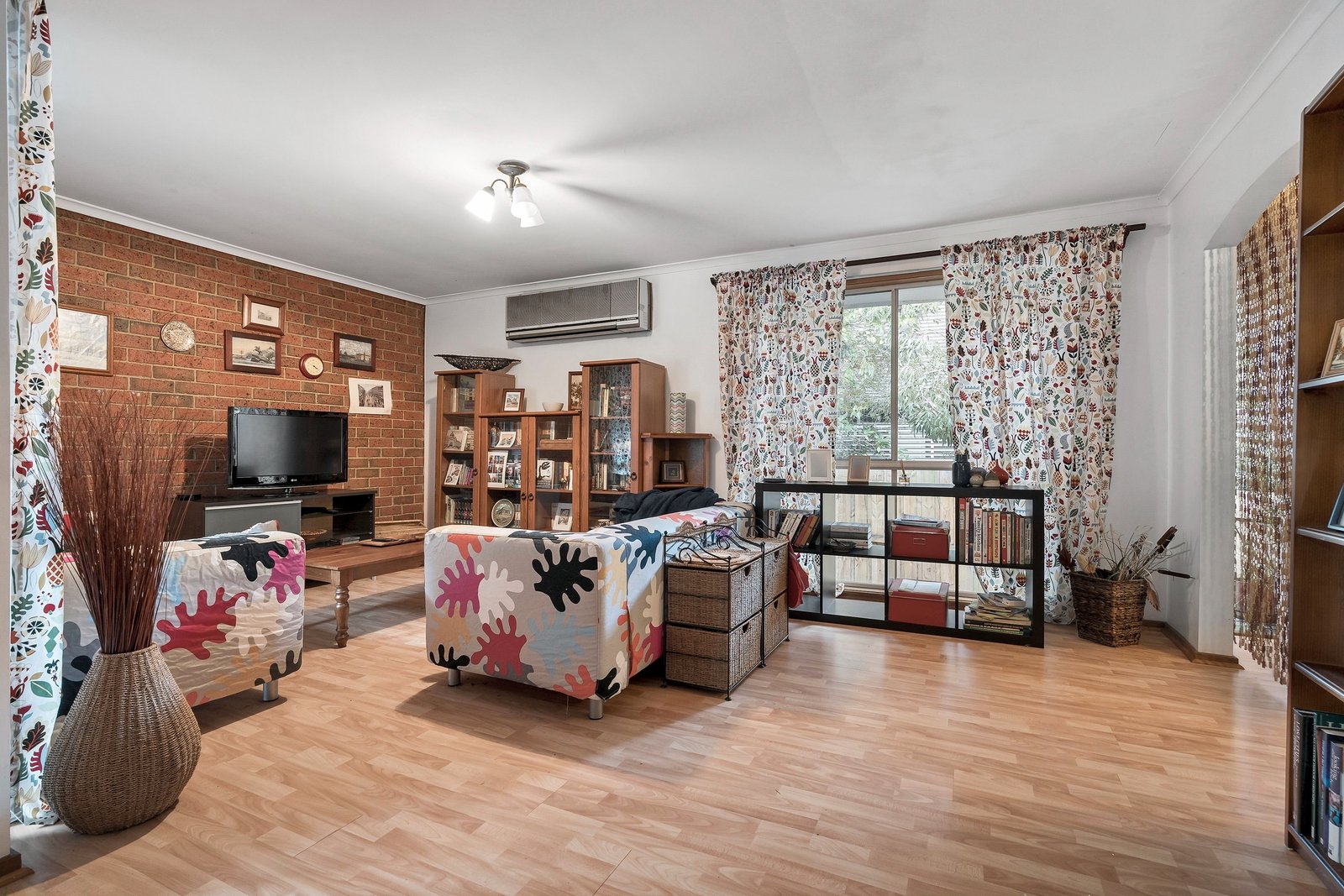 Property Gallery Thumbnail 2