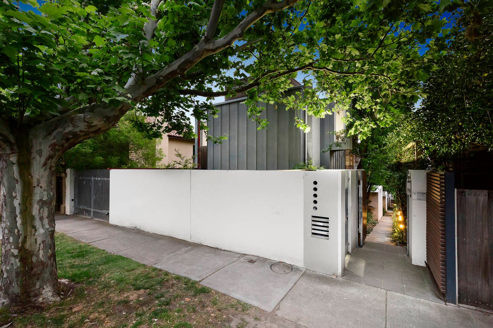 Property Gallery - Main Image