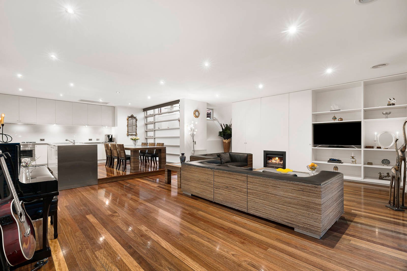 Property Gallery Thumbnail 4