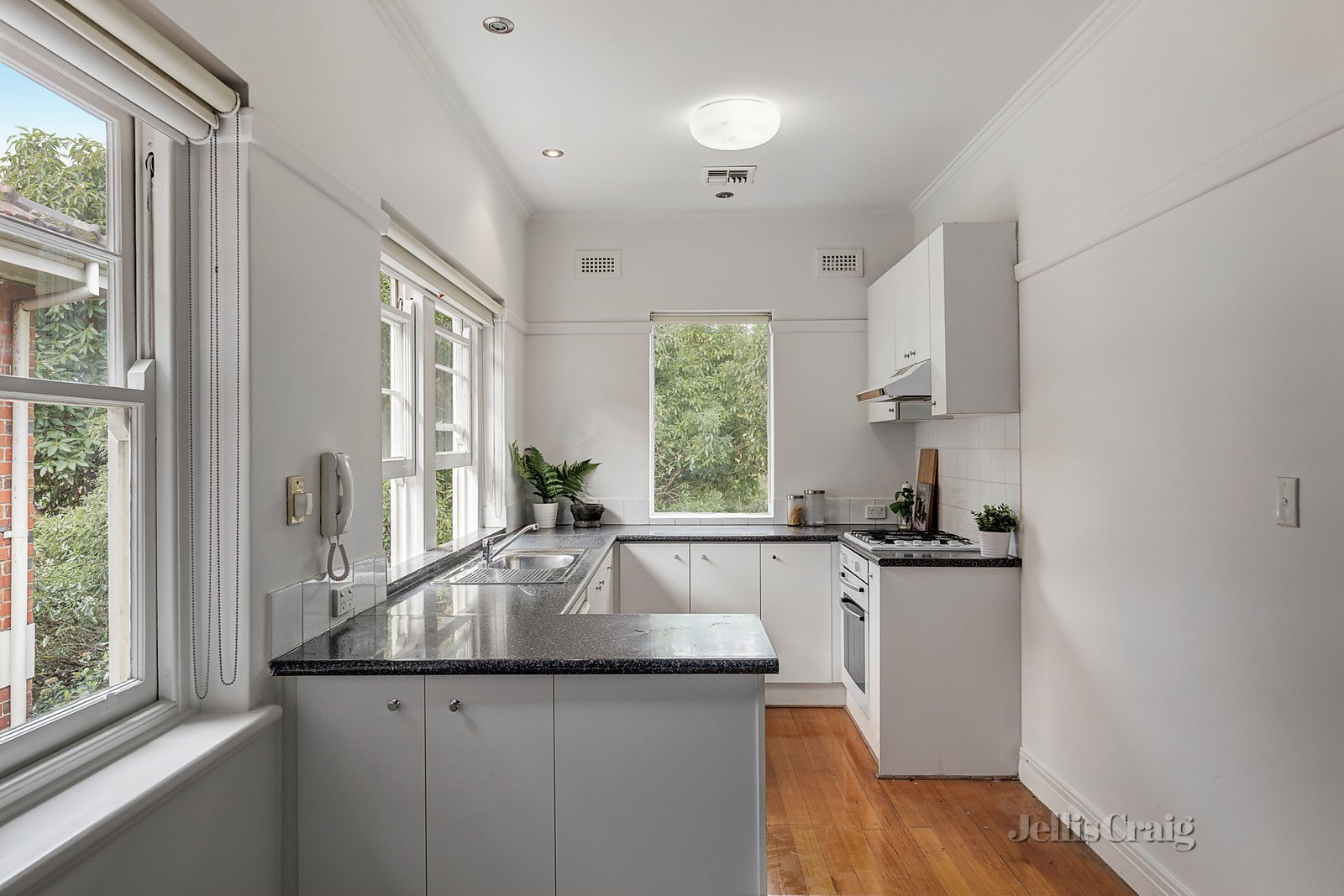 5/85 Westbury Street, St Kilda East image 3