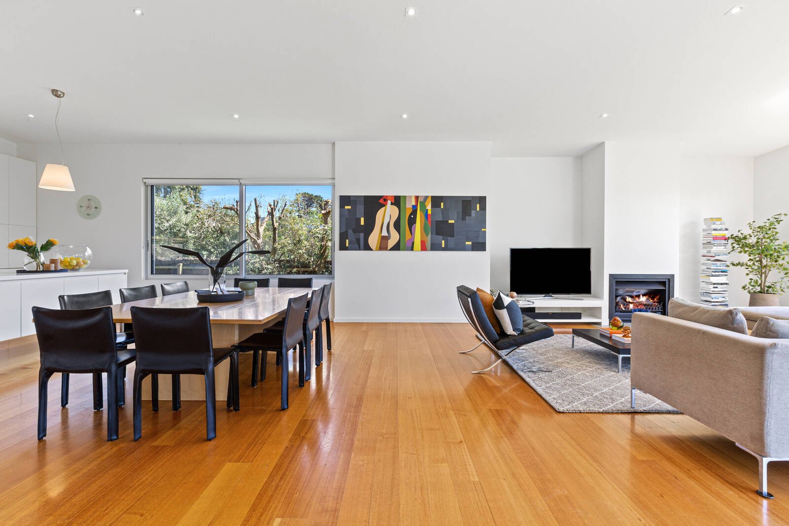 Property Gallery Thumbnail 4