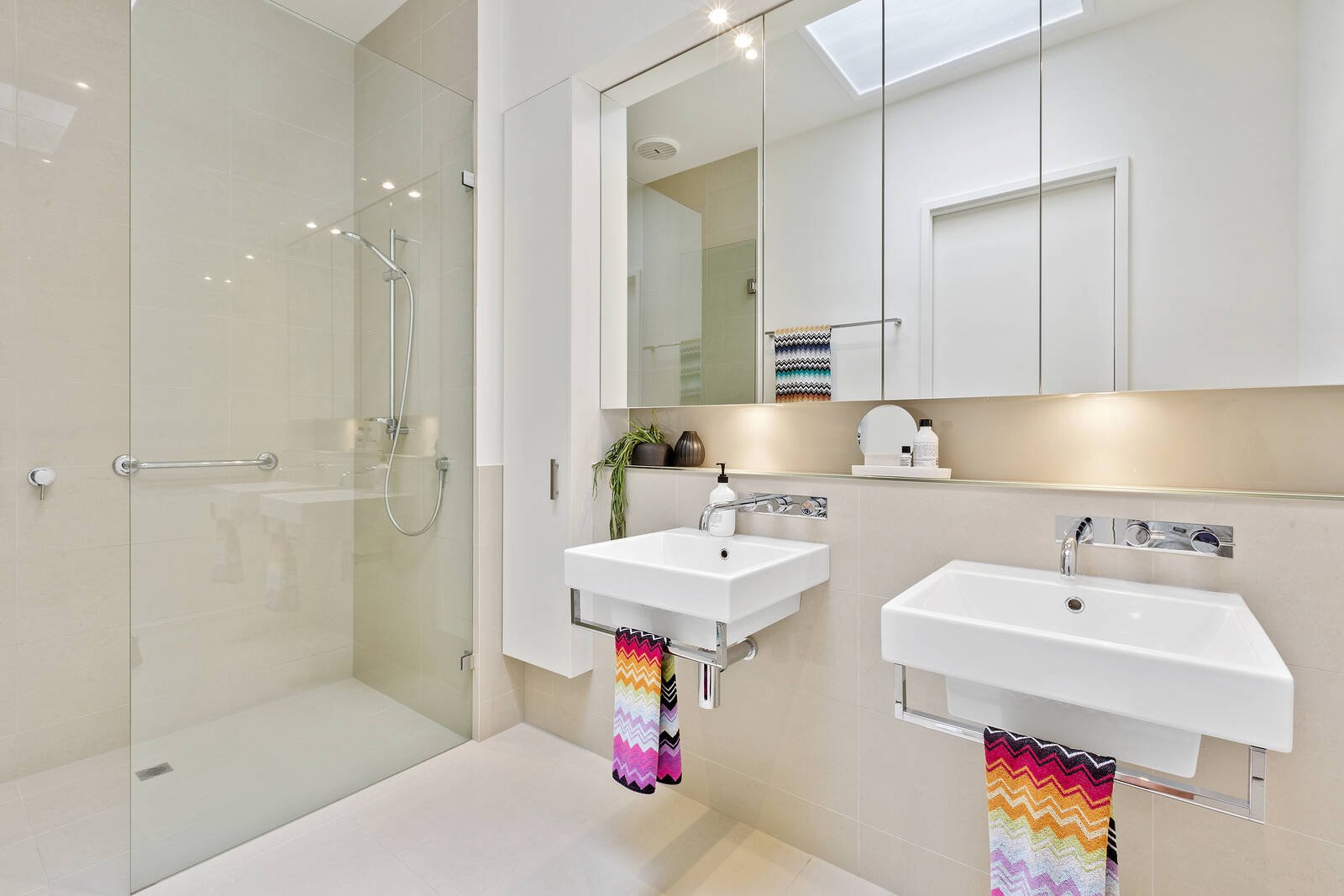 Property Gallery Thumbnail 12