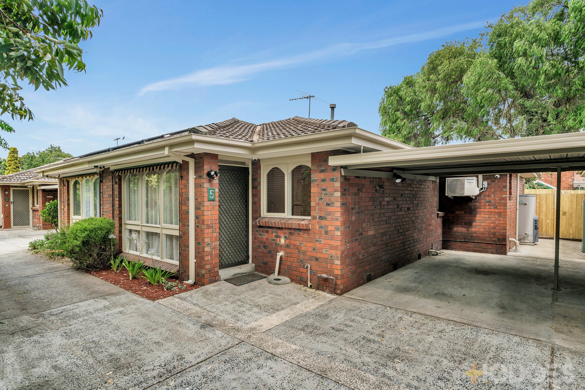 5 / 87 Nepean Highway Mentone