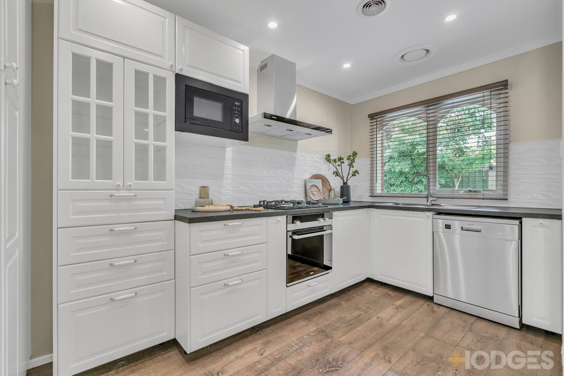 5 / 87 Nepean Highway Mentone