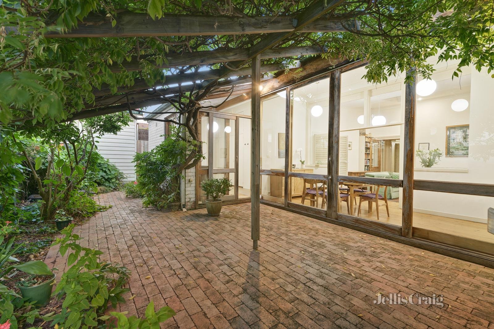 587 Riversdale Road, Camberwell image 8