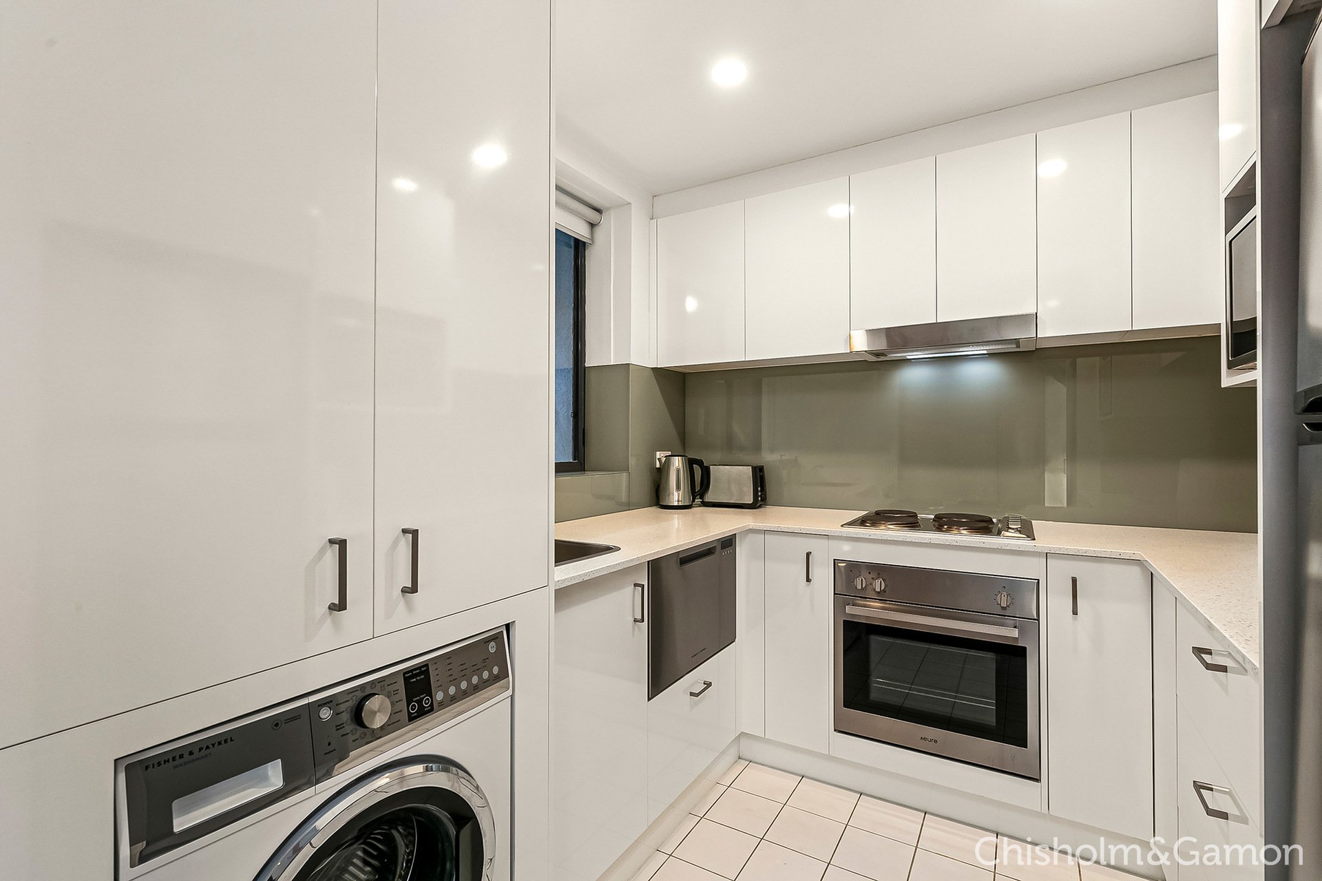 5/89 Ormond Road, Elwood image 3