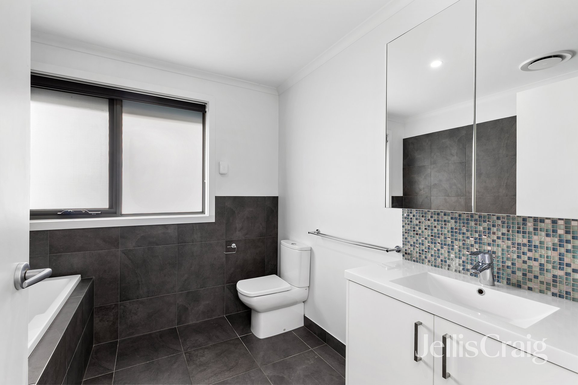 58A Hume Street, Greensborough image 9