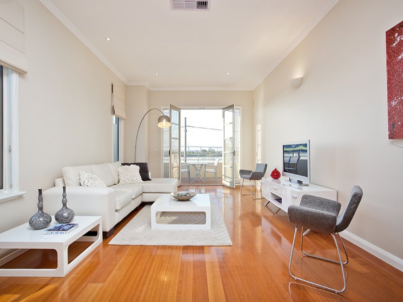 58A The Strand, Newport image 4
