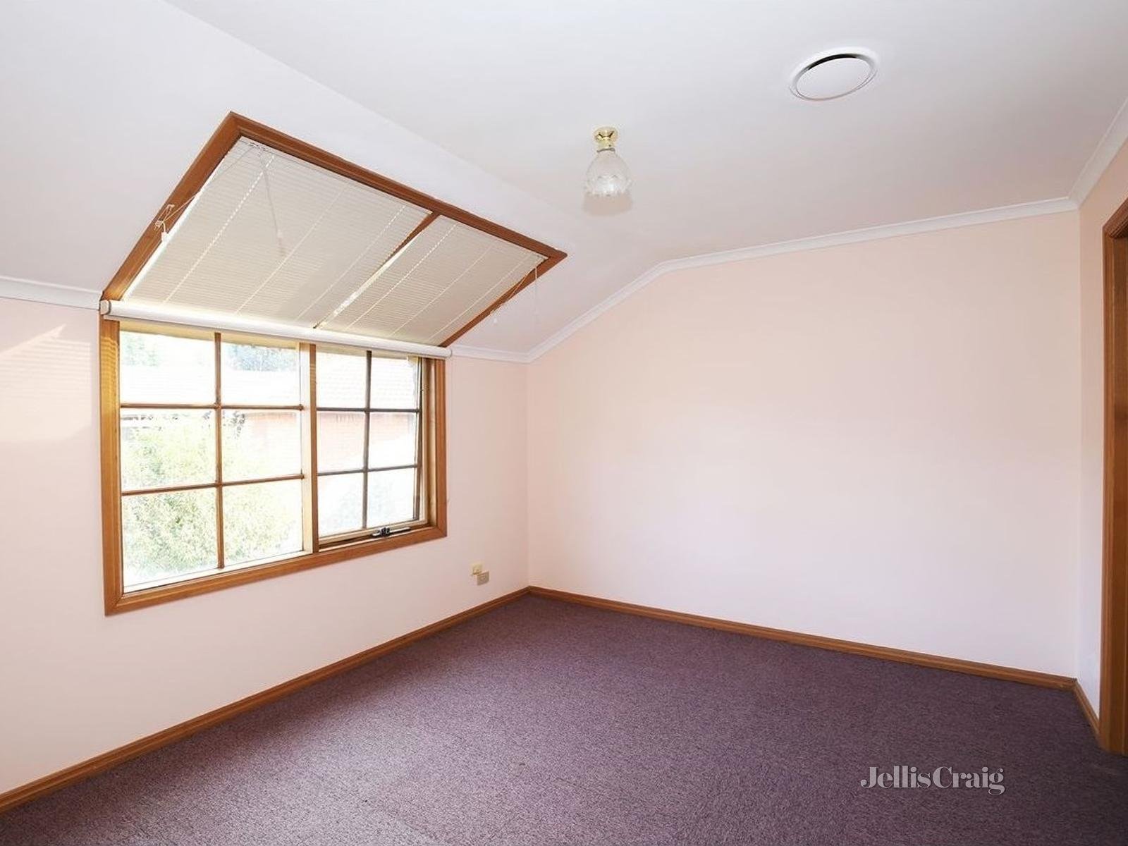 5/9-13 Long Valley Way, Doncaster East image 7