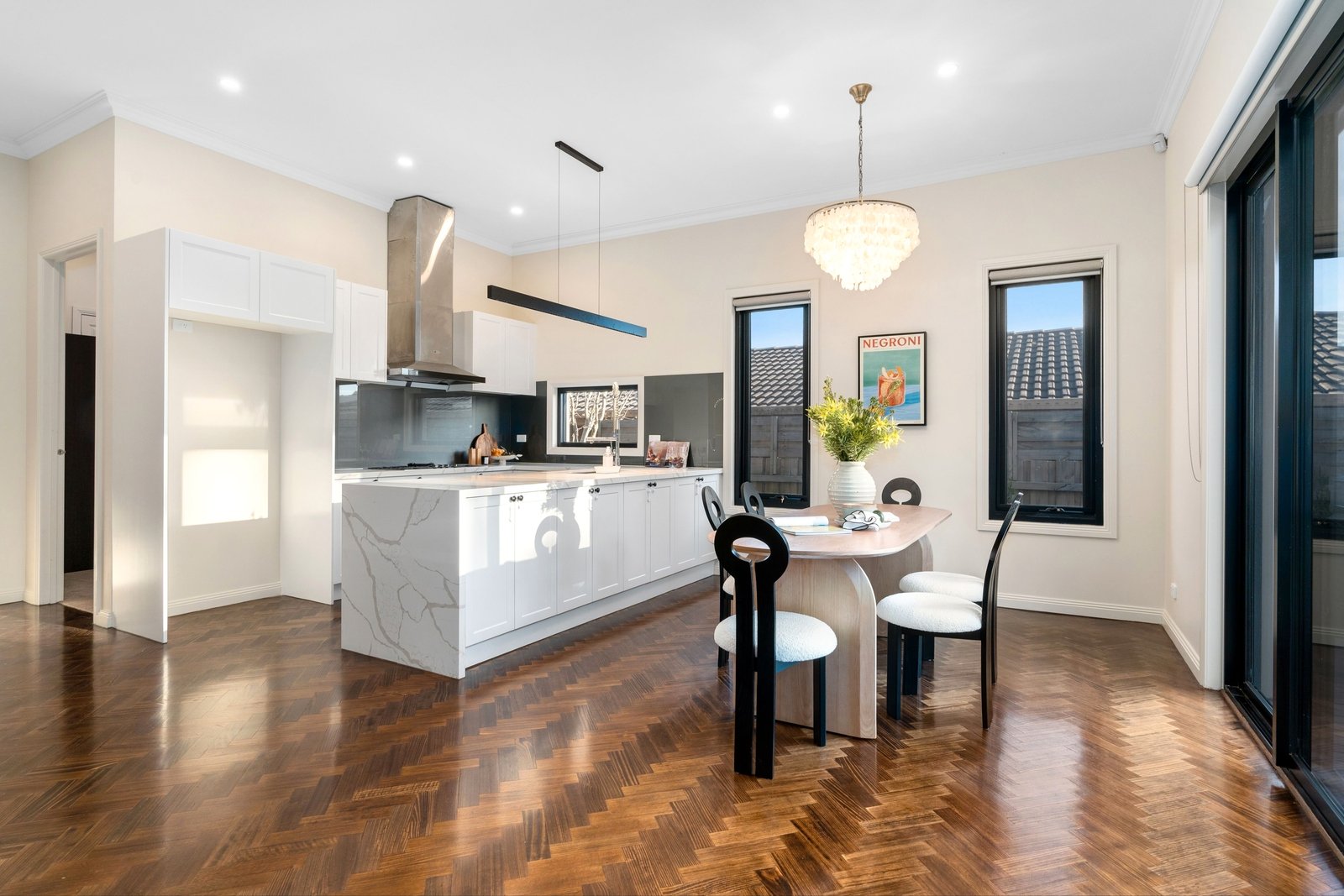 Property Gallery Thumbnail 6