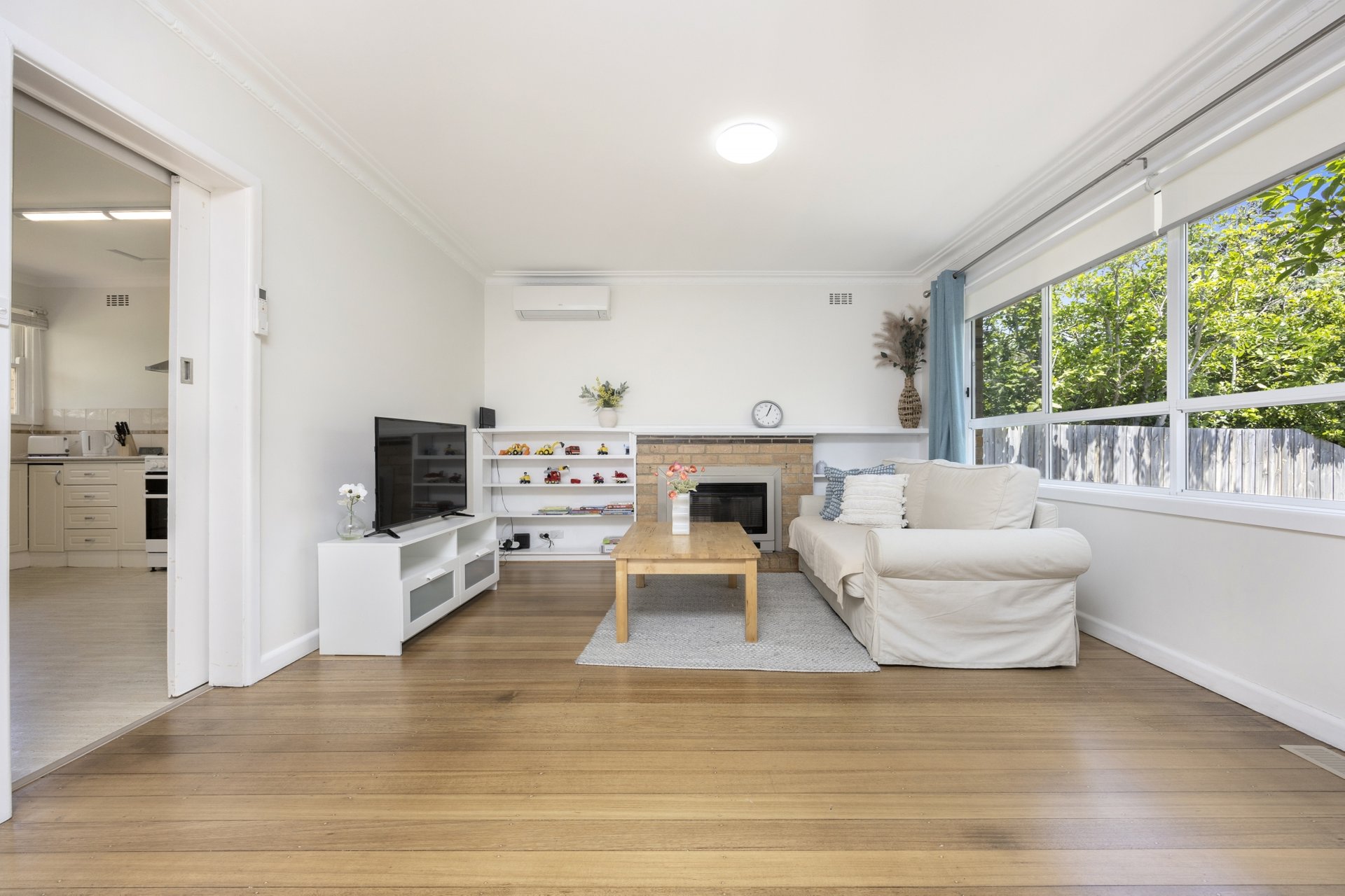 59 Barter Crescent, Forest&nbsp;Hill image 2