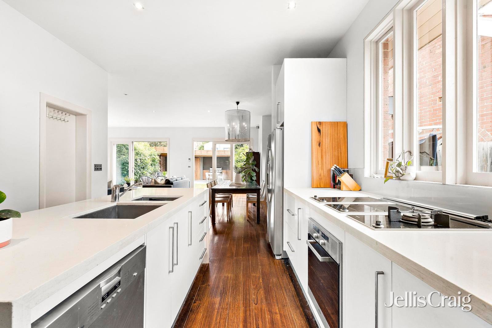 59 Dickens Street, Elwood image 4
