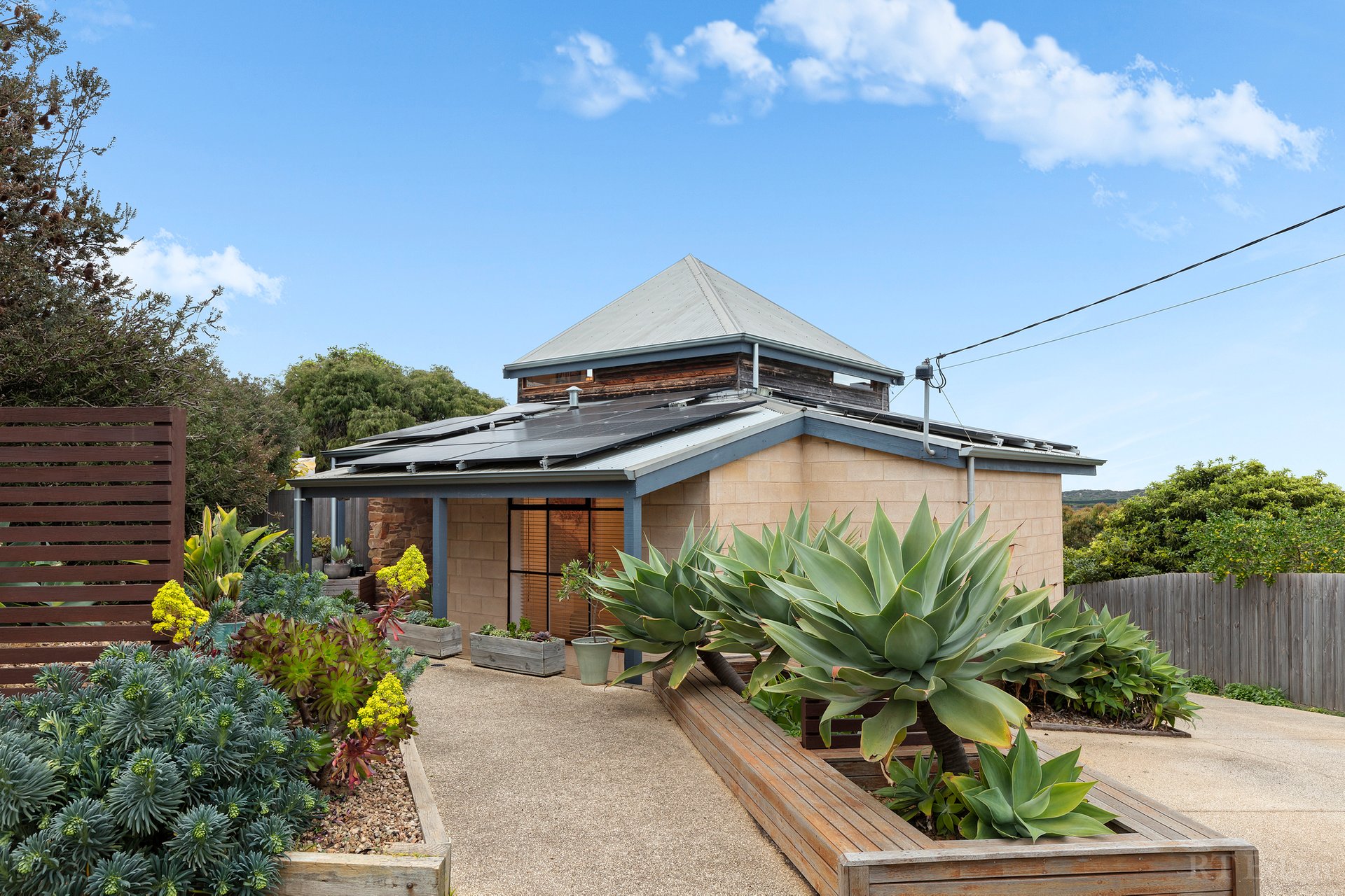 Property Gallery - Main Image