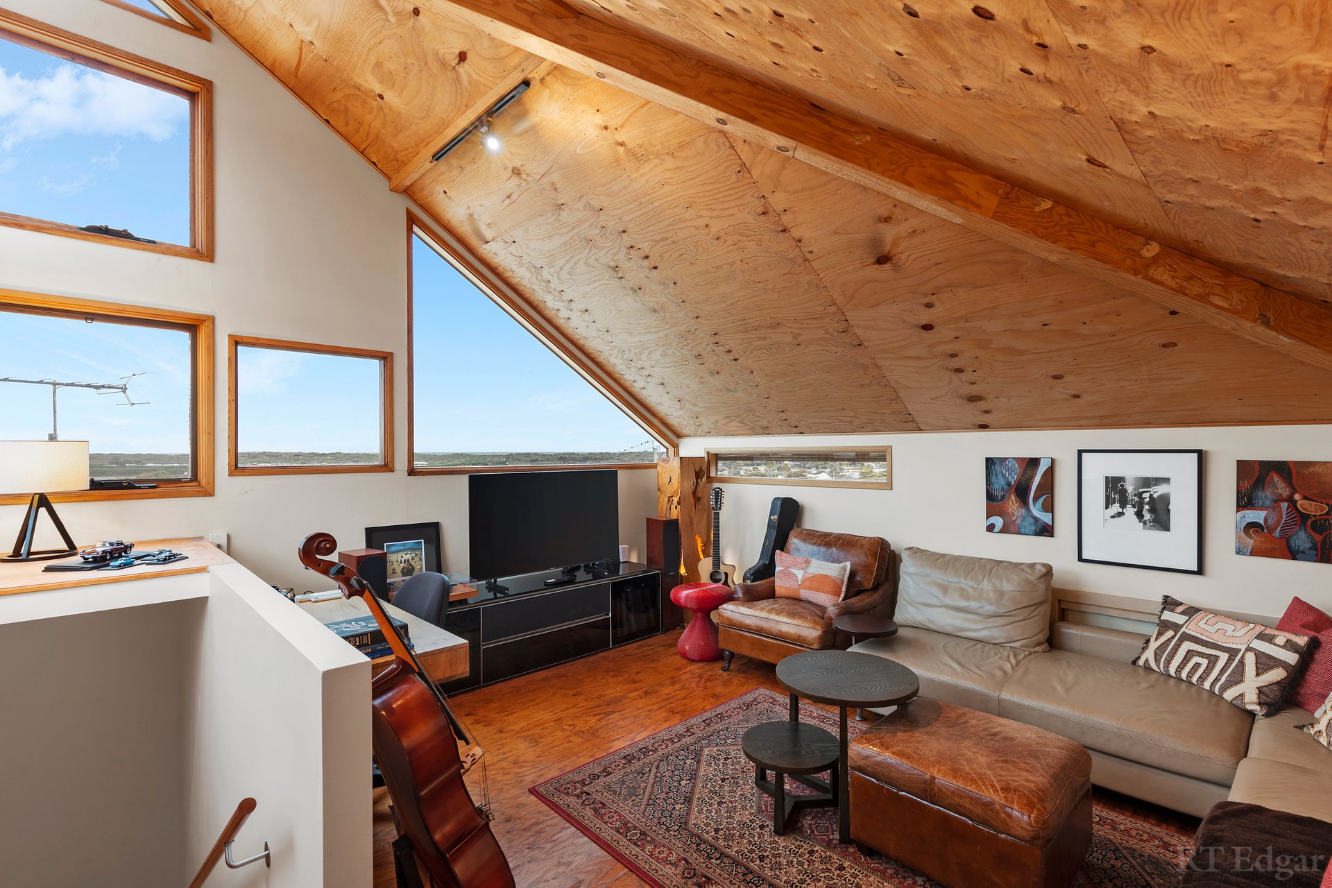 Property Gallery Thumbnail 8