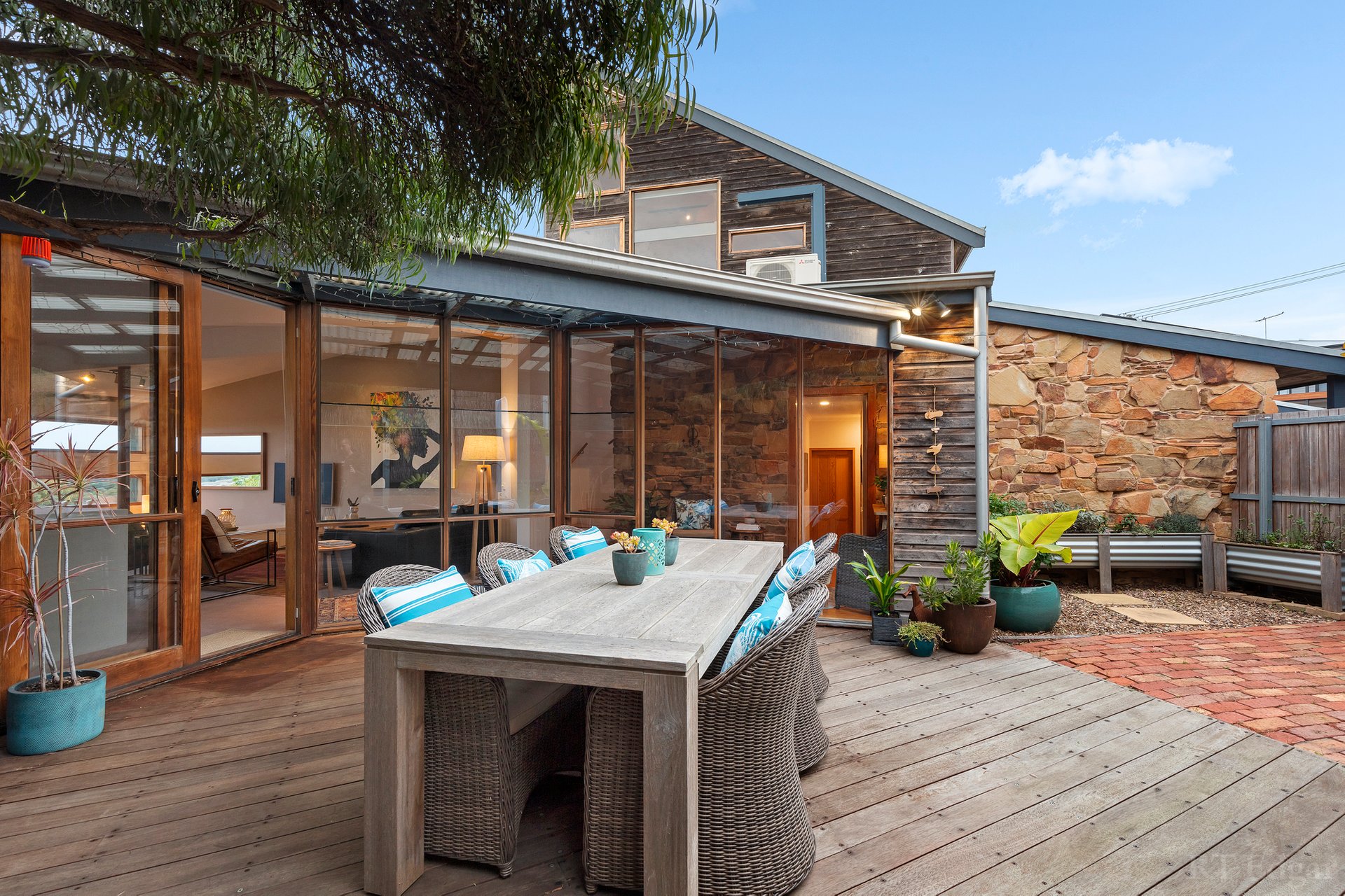 Property Gallery Thumbnail 13