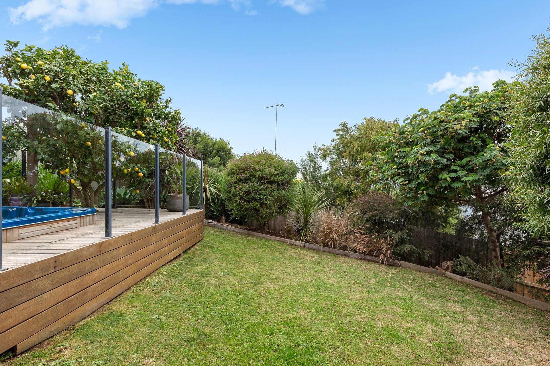 Property Gallery Thumbnail 14