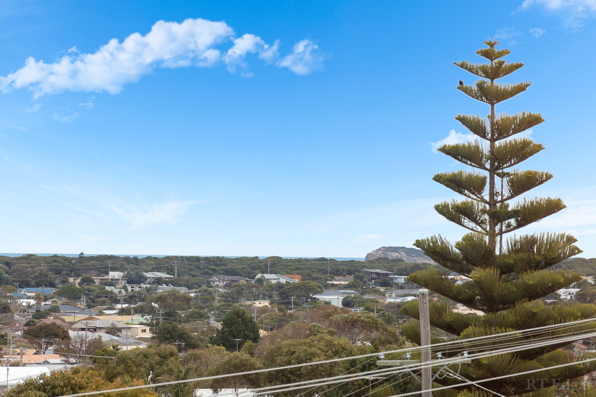 Property Gallery Thumbnail 18