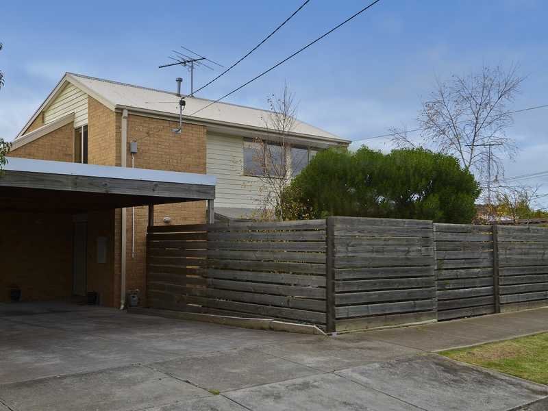 59 Graylea Avenue, Herne Hill image 3