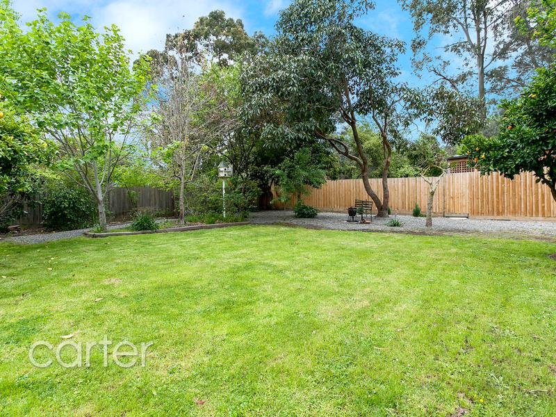 59 Lyons Road, Croydon North image 12